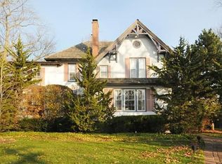 645 Kincaid St, Highland Park, IL