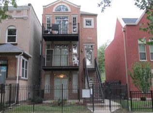 4242 S Prairie Ave #2, Chicago, IL 60653