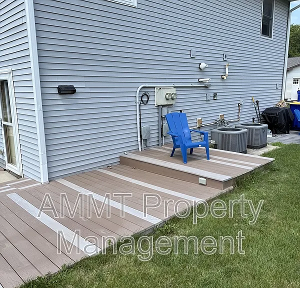 145 Birch Ct #1 — Photo 5