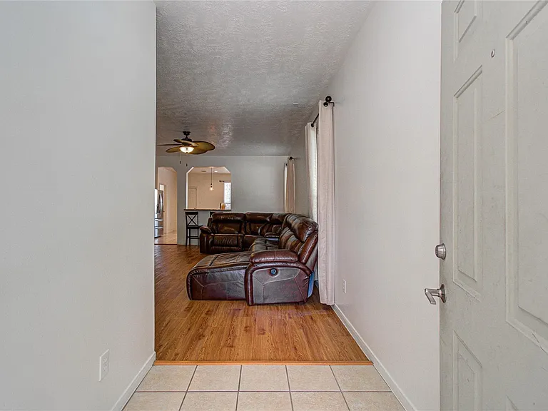 24135 Pinecreek Point — Photo 5