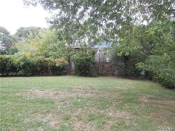 3rd image of 176 Baylawn Ave
