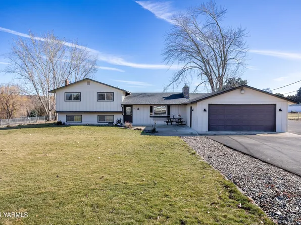 281 Poulin Rd, Selah, WA 98942
