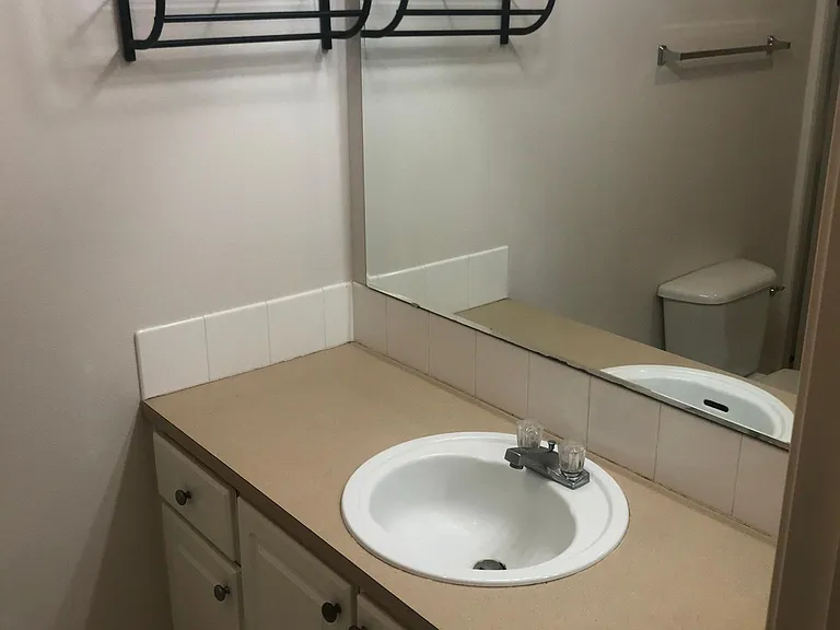 1636 Kennedy Pl — Photo 18