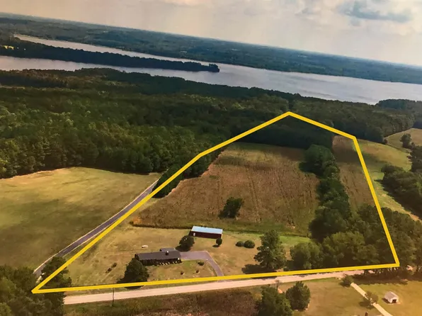 7766 Flower Hill Rd, Middlesex, NC 27557