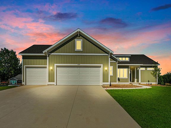 2nd image of 659 Waterford Village Dr NW