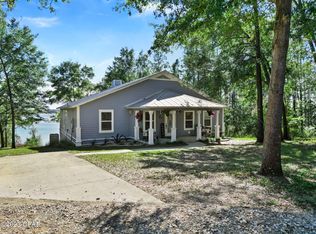3723 Hicks Lake Ln, Vernon, FL 32462