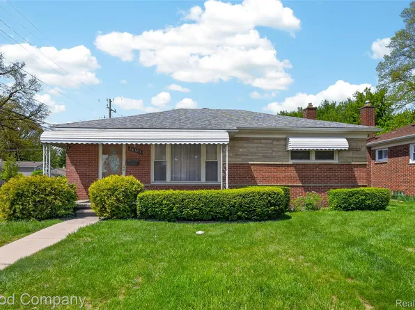 28303 Diesing Dr, Madison Heights, MI 48071