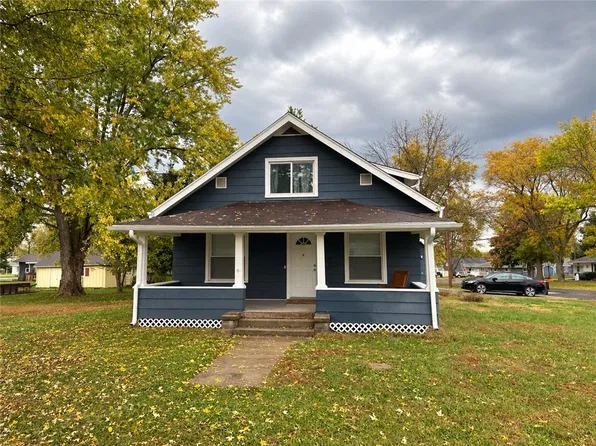 309 E Chestnut St, Hamilton, MO 64644