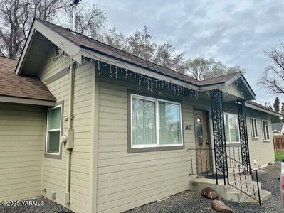 1410 S 16th Ave, Yakima, WA, 98902