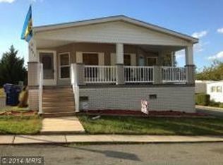 2011 Grovewood Dr, Seat Pleasant, MD 20743