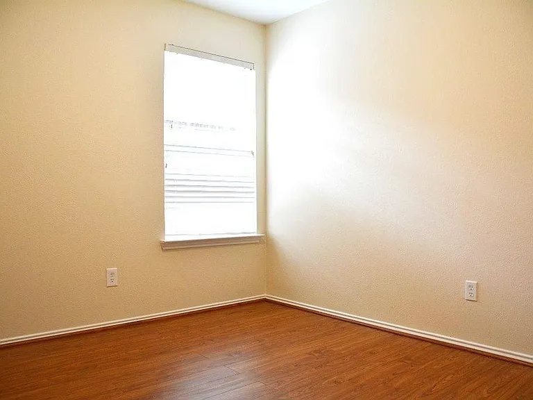 10011 NW Park Place Dr — Photo 7