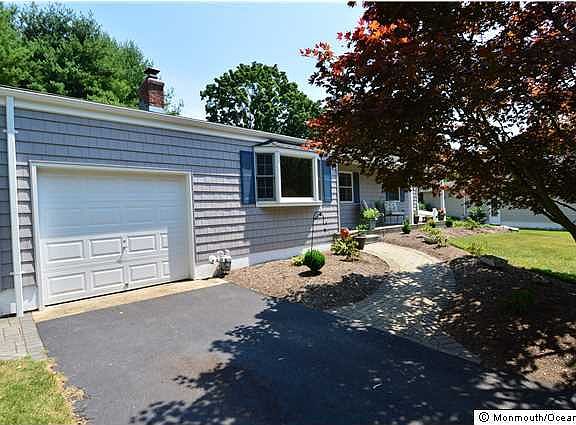 2nd image of 13 Blossom Circle E