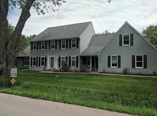 W285N2044 Louis Ct, Pewaukee, WI 53072