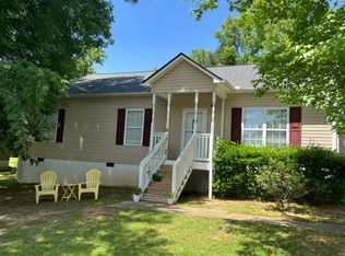 111 Stratford Pl, Clinton, SC 29325