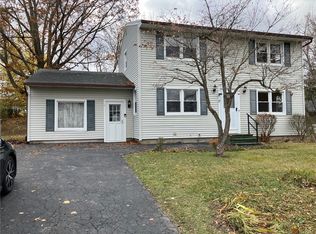 11 Deer Run, Rochester, NY 14623