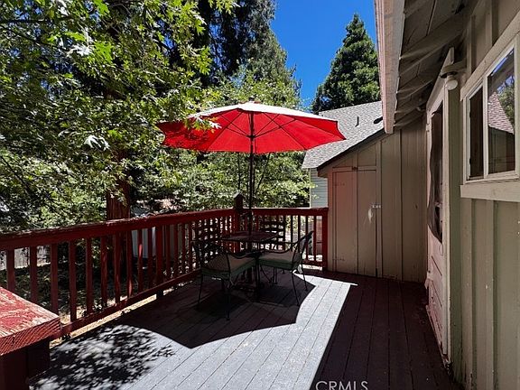 3rd image of 40994 Spruce Dr