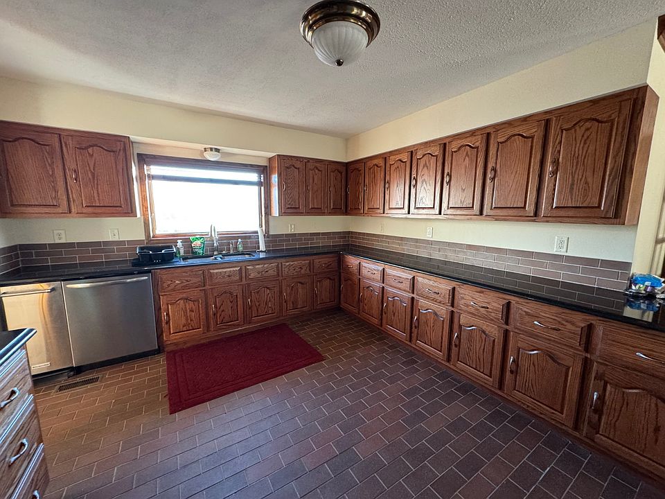 13th image of this home