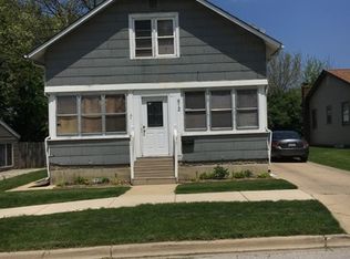 612 Hermes Ave, Aurora, IL 60505