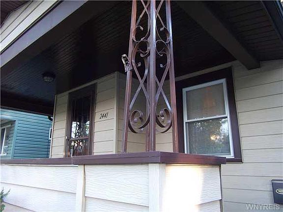 2nd image of 2441 Linwood Ave