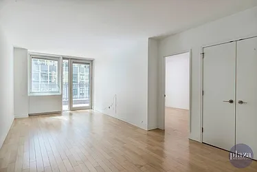 Rented by Plaza Real Estate Group