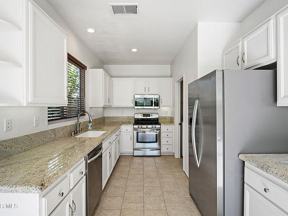 5th image of 30806 Bayonne Ct