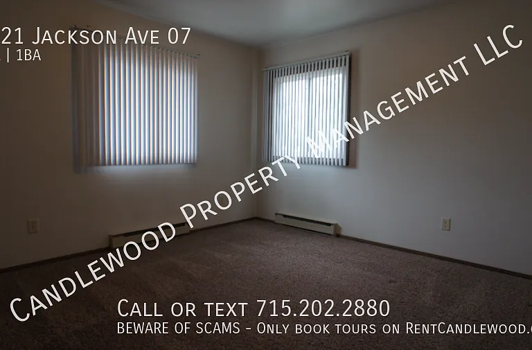 3521 Jackson Ave #7 — Photo 9
