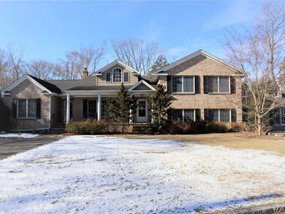 409 No Country Rd, Saint James, NY, 11780