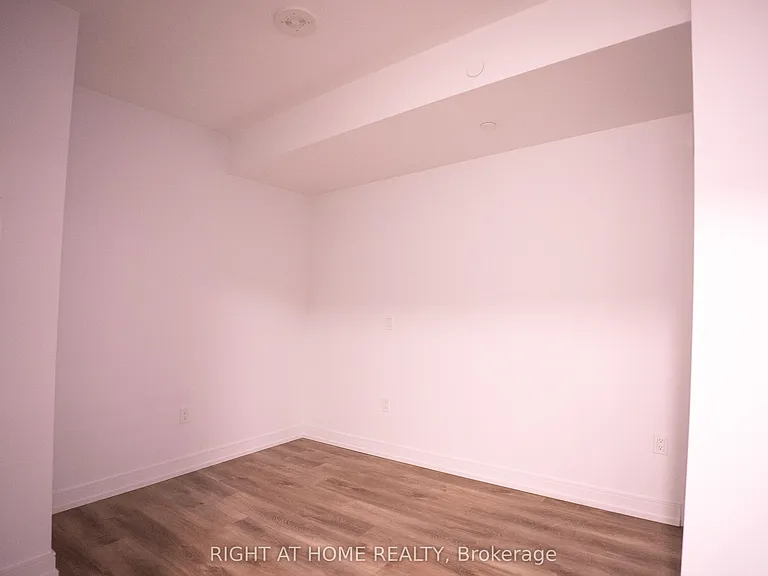 1 Jarvis St #619 — Photo 8
