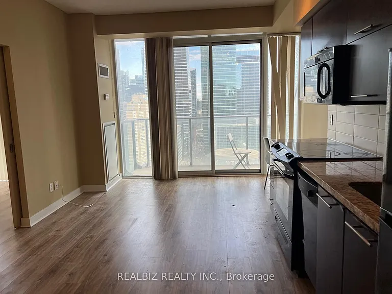 126 Simcoe St #2401 — Photo 6