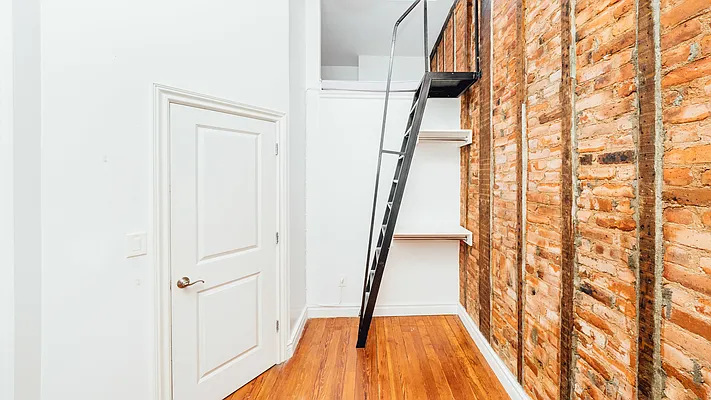 Rented by Terra Magia Inc | media 15