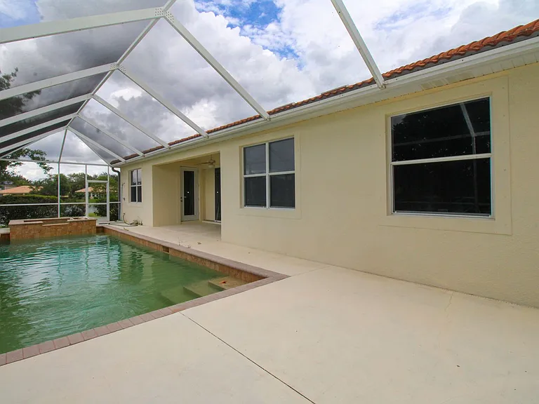 3927 Aurora Ct — Photo 29