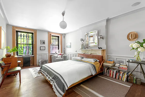 Rented by Compass | media 76