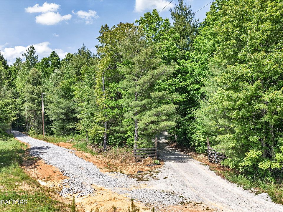 38th image of 4912 Honey Creek Loop Rd