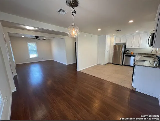 743 Eleanor Ave #201 — Photo 9
