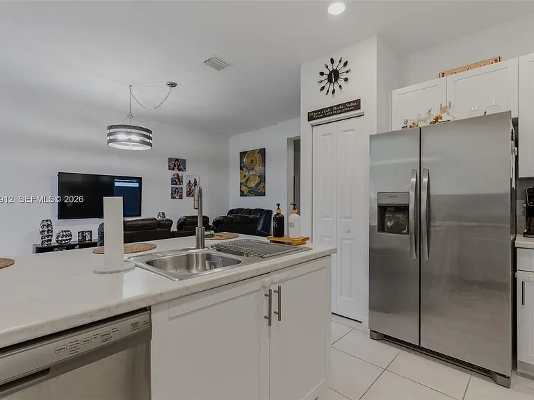 10009 SW 228th Ter — Photo 27