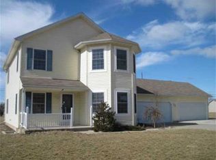 2168 Royal Oak Ave, Defiance, OH 43512