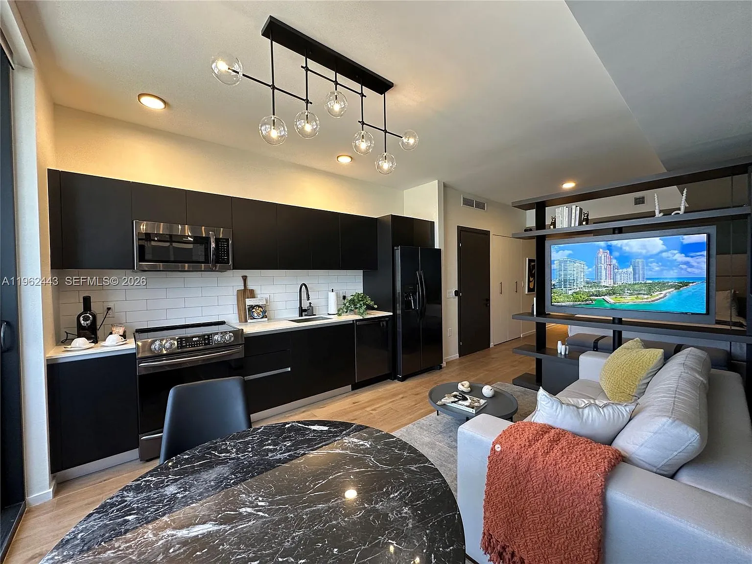 1 bed, 1.0 bath, 430 sqft, $4,500 — Photo 4