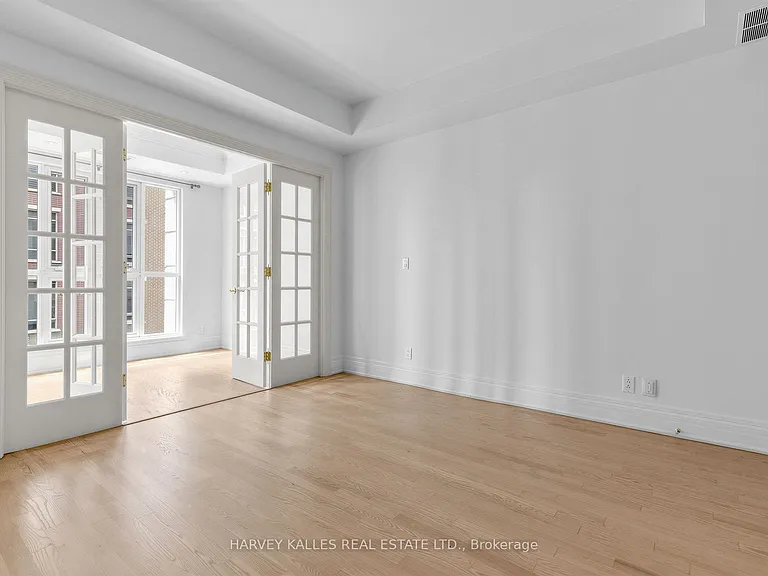 33 Delisle Ave #704 — Photo 17