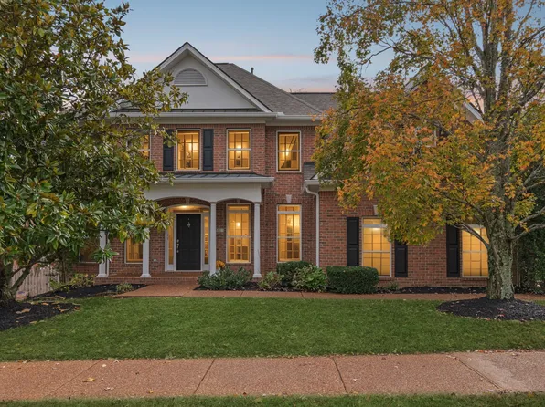 551 Brixham Park Dr, Franklin, TN 37069