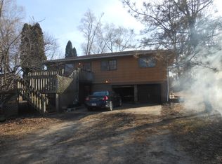 6610 34th Street Ct, Moline, IL 61265