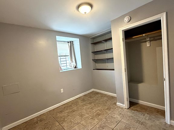 5th image of 209 E 33rd St #1B