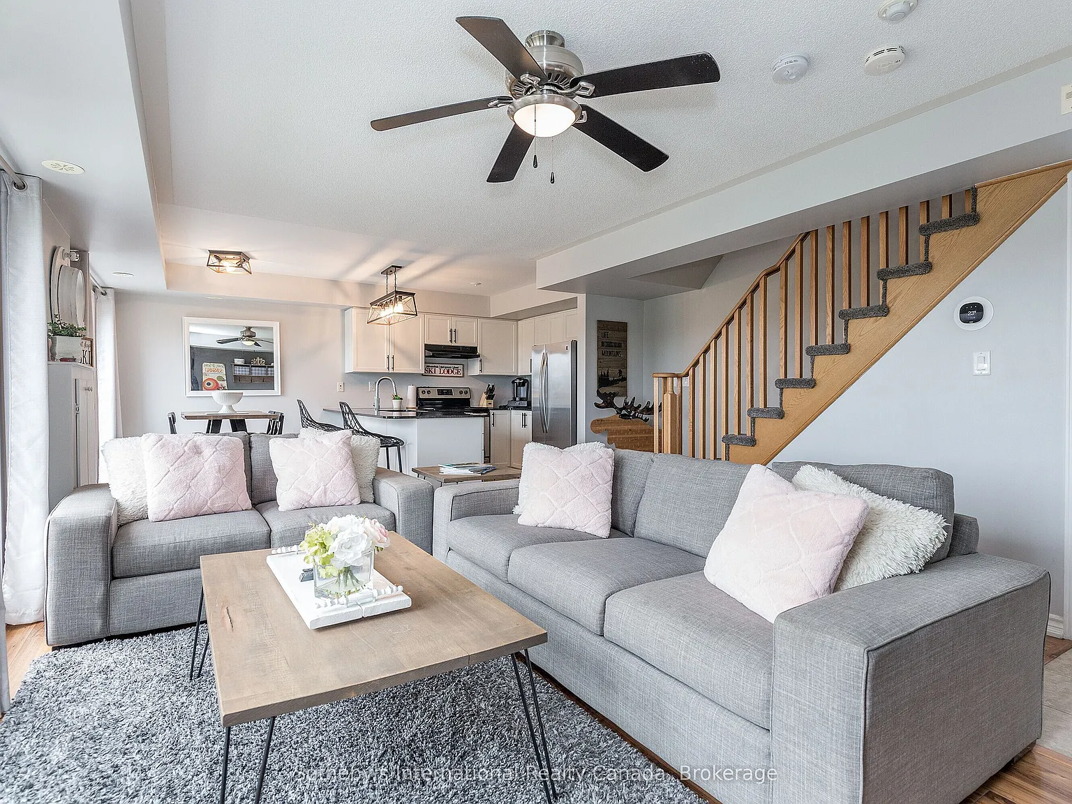 2 bed, $2,450 — Photo 1