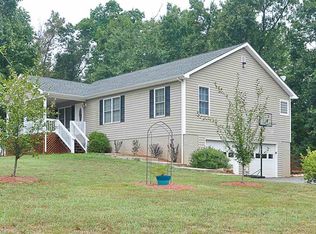 31 W Daffodil Rd, Ruckersville, VA 22968
