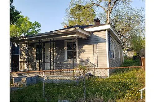 151 Seaboard St Photo 1