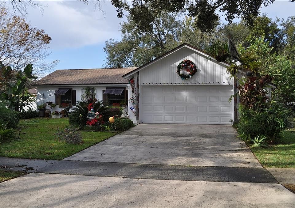 2nd image of 328 Panama Cir