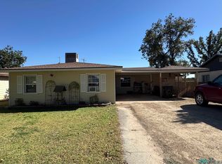 1105 Ortega St, Carlsbad, NM 88220