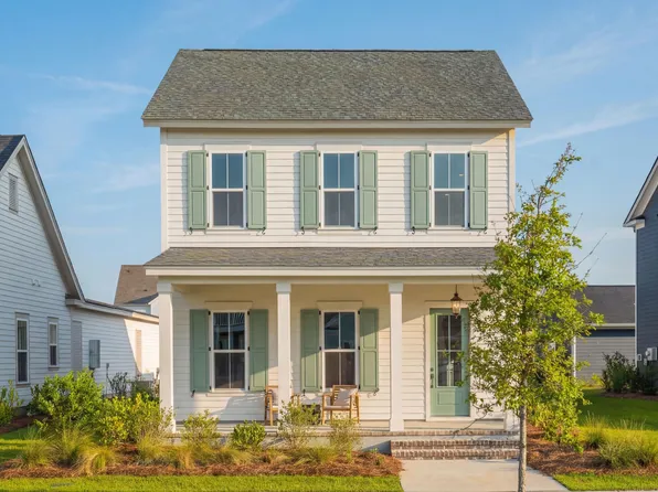 744 Blueway Ave, Summerville, SC 29486