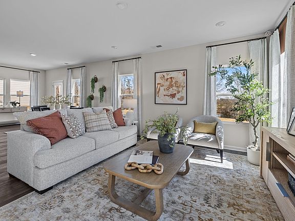 7th image of this home