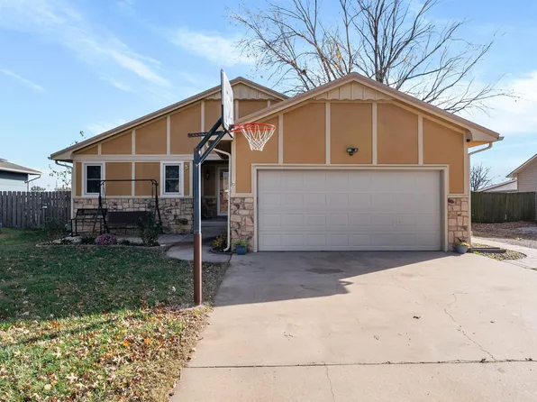 5 Swanee Dr, Goddard, KS 67052