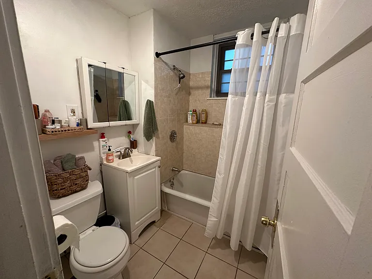 100 Madison Ave #9 — Photo 8